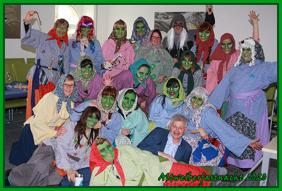 Gruppenbild Hexen Altweiberfastnacht 2020